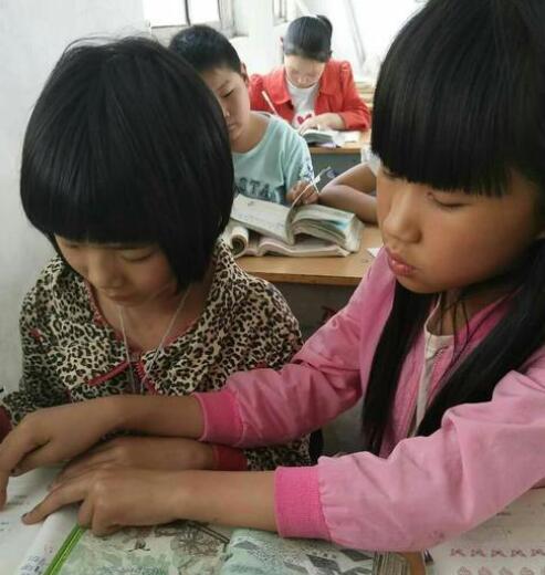 我的学霸同桌（学习的良伴）