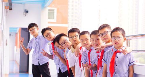 《最美的少年》（故事中的他们，爱与美好）