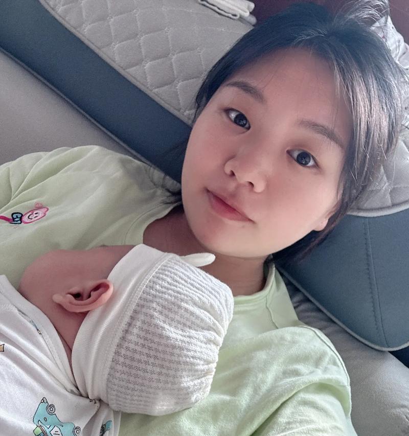 爱美的妈妈（用心呵护自己，更是对家人的爱）